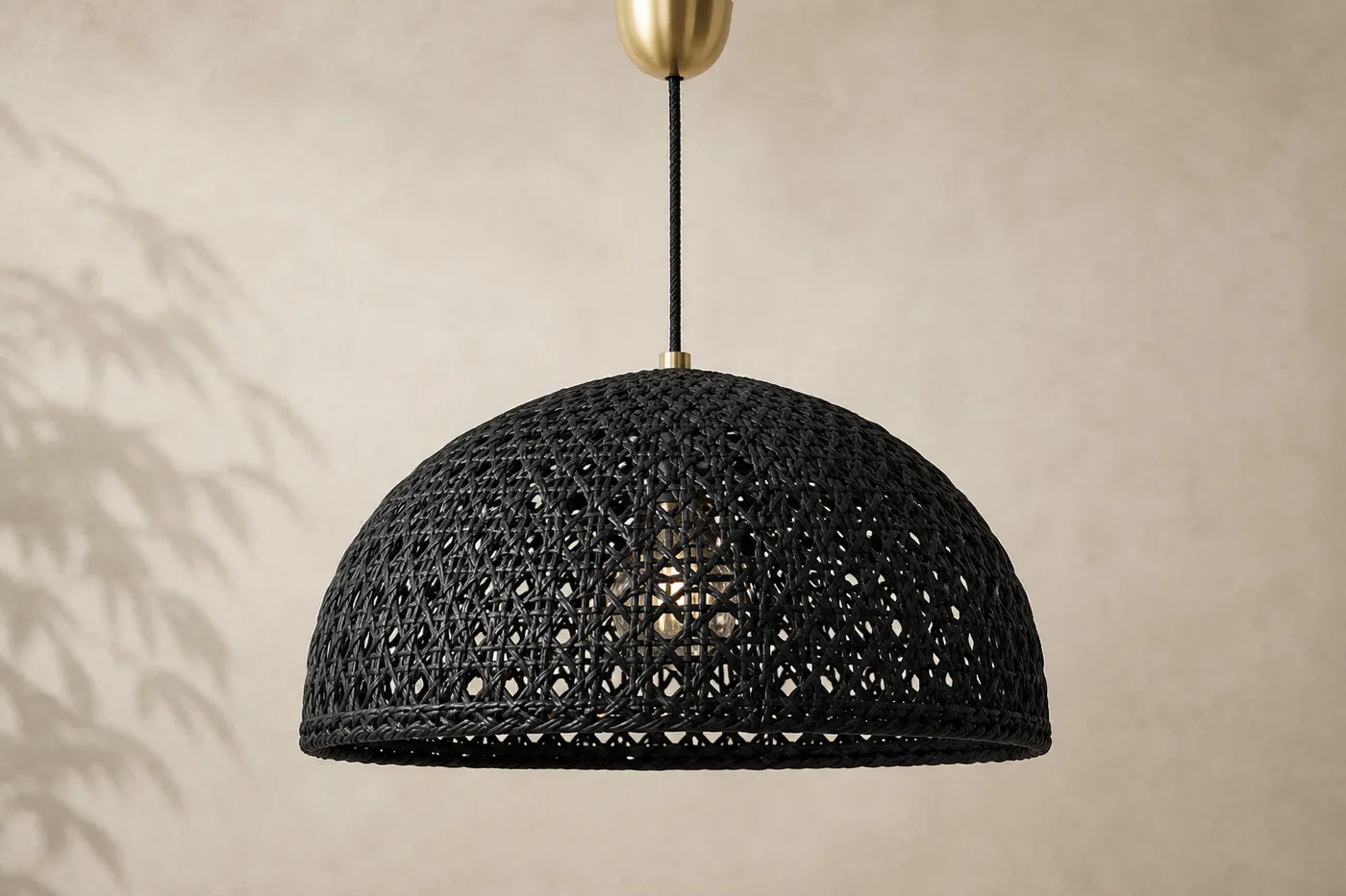 Collection Suspension Rotin Tressé Noir — Série 08
